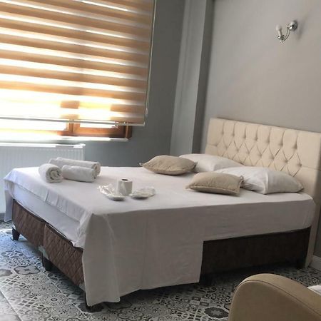 First Suite Taksim Истанбул Екстериор снимка